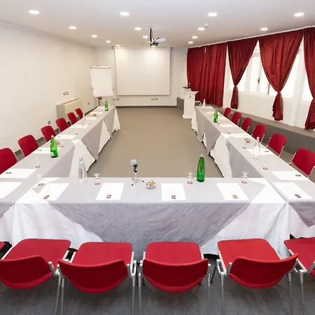 Shg Portamaggiore Hotel