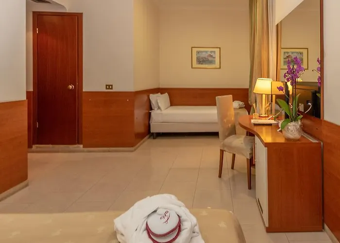 Shg Portamaggiore Hotell 3*