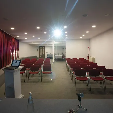 Shg Portamaggiore 3* Roma